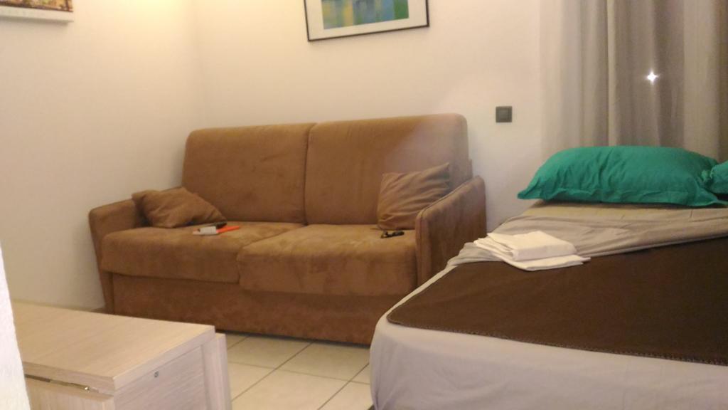 Californie Appartement Nizza Exterior foto